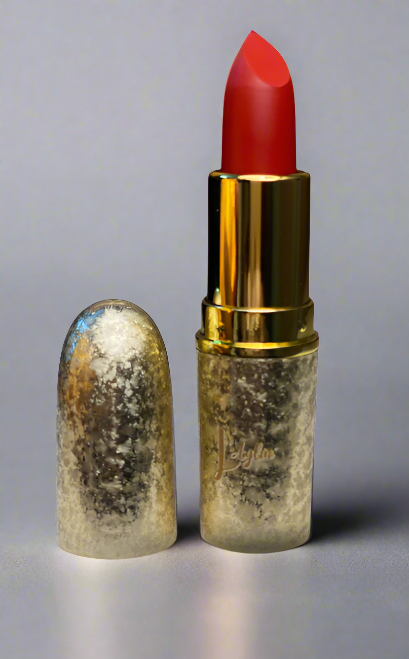 Matte Lipstick-Red Alert 07